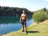 Chrbol alias Louis Ferigno.Vzal jsem na lom kámoše z posilky a s Honym jsme ho ukecali na 22m s asi 30cm dlouhejma ploutvema :D na pohodu... Chrbol alias Louis Ferigno.Vzal jsem na lom kámoše z posilky a s Honym jsme ho ukecali na 22m s asi 30cm dlouhejma ploutvema :D na pohodu...