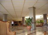 vchod do hotelu vchod do hotelu